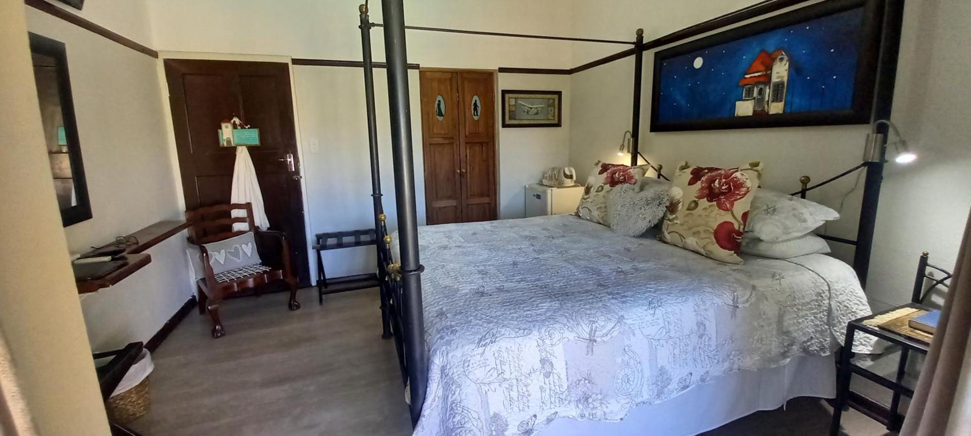 Beit Shalom Before Known As Best Little Guesthouse Oudtshoorn Ngoại thất bức ảnh